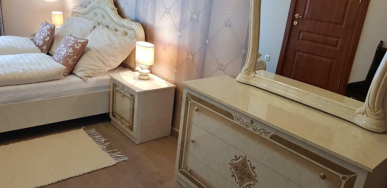 My-Lord Luxapartman Eger Eksteriør bilde